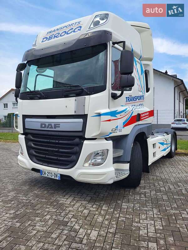 Тягач DAF CF 2016 в 