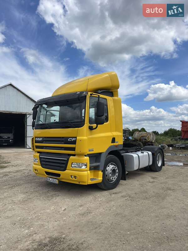 Тягач DAF CF 2013 в Заліщиках