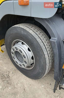Тягач DAF CF 2013 в 
