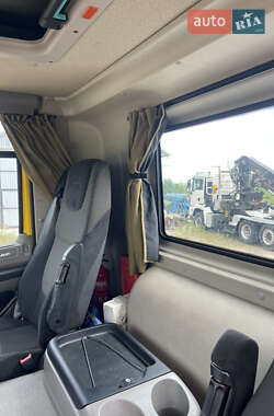 Тягач DAF CF 2013 в 