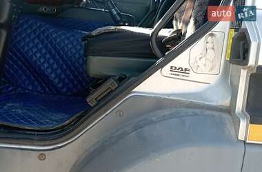 Тягач DAF CF 2003 в 