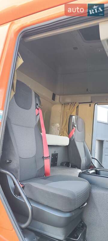 Тягач DAF CF 2013 в Умані