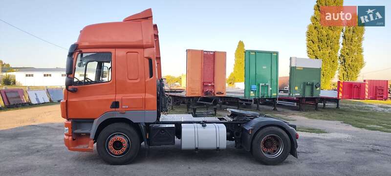 Тягач DAF CF 2013 в Умані
