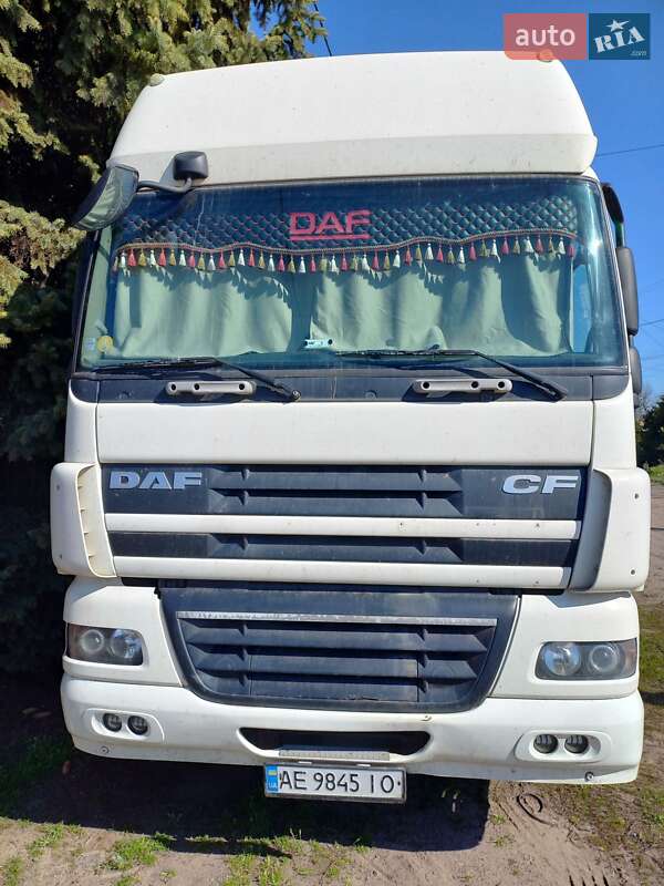 Тягач DAF CF 2007 в 