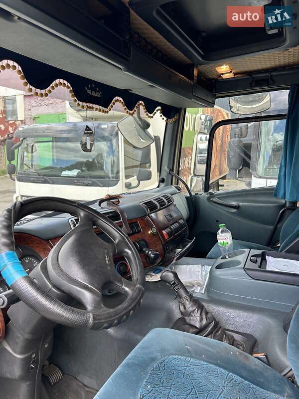 Вантажний фургон DAF CF 2005 в Василькові