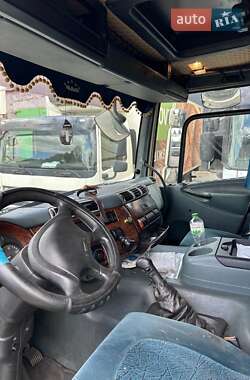Вантажний фургон DAF CF 2005 в 