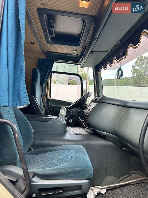 Вантажний фургон DAF CF 2005 в Василькові