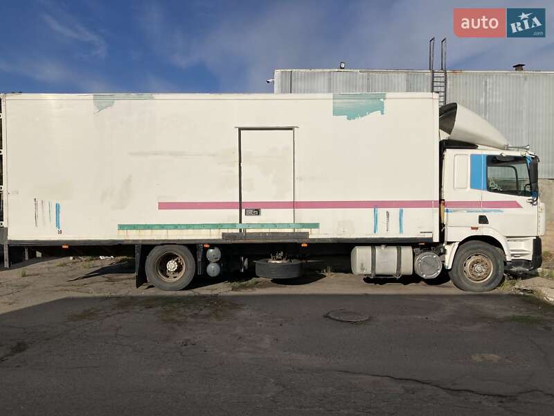 Грузовой фургон DAF CF 2002 в Черкассах