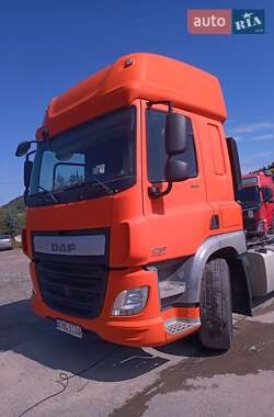 Тягач DAF CF 2015 в Ровно