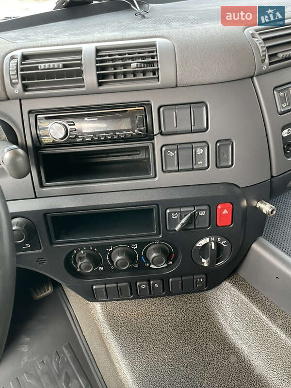 Тягач DAF CF 2015 в Луцке