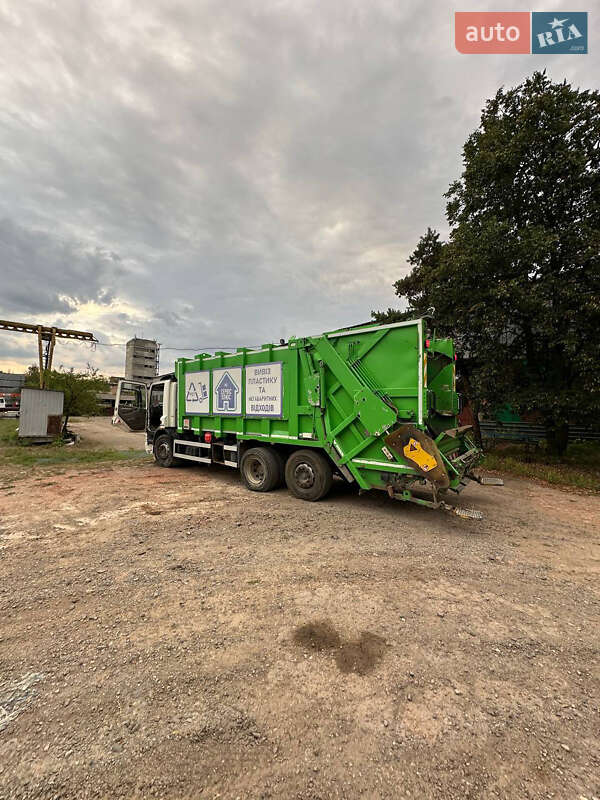 Сміттєвоз DAF CF 2011 в Одесі