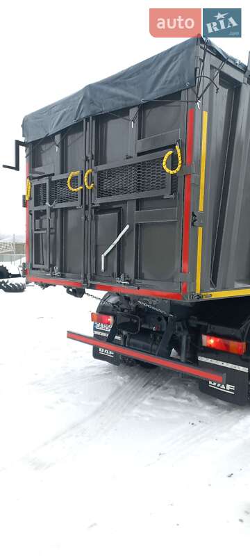 Самосвал DAF CF 2012 в Умани