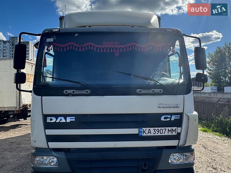 Грузовой фургон DAF CF 2006 в Киеве