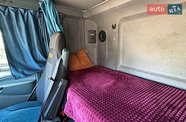 Грузовой фургон DAF CF 2006 в Киеве