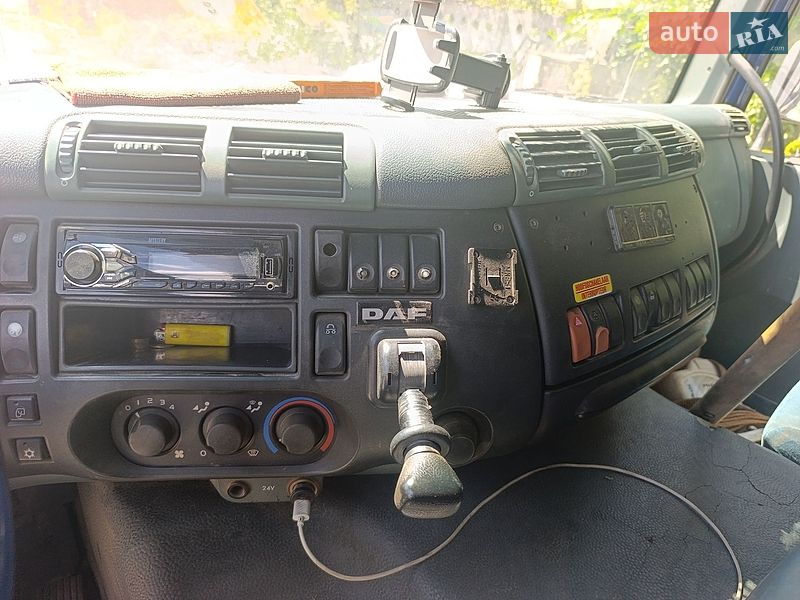 Кран-маніпулятор DAF CF 2004 в Ірпені