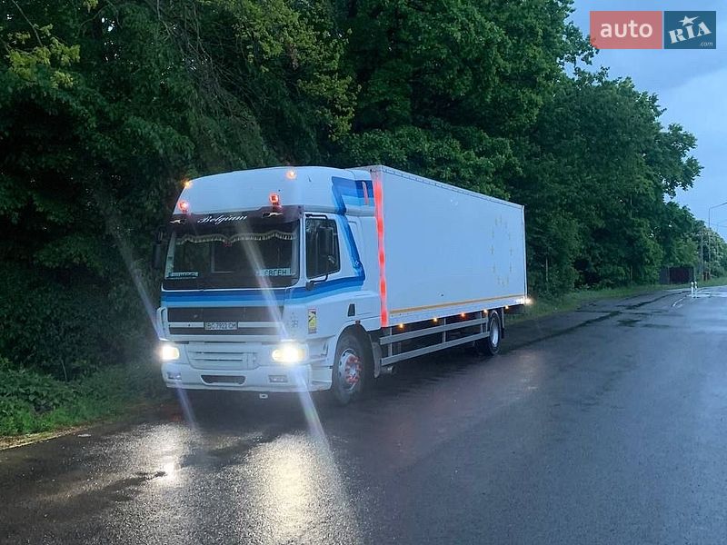 Грузовой фургон DAF CF 2004 в Львове
