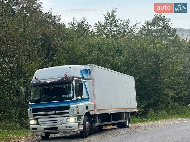 Грузовой фургон DAF CF 2004 в Львове