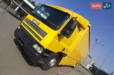 Грузовой фургон DAF FA 2003 в Чернигове