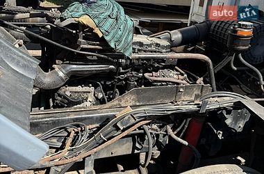 Грузовой фургон DAF FA 2003 в Киеве