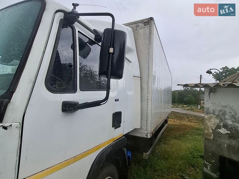 Грузовой фургон DAF FA 2001 в Кропивницком