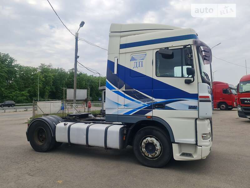 Тягач DAF FT 95 2006 в Львове