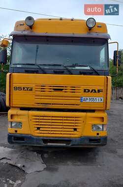 Тягач DAF FT 95 2000 в Запоріжжі