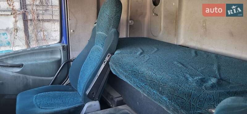 Грузовой фургон DAF FT 2002 в Днепре