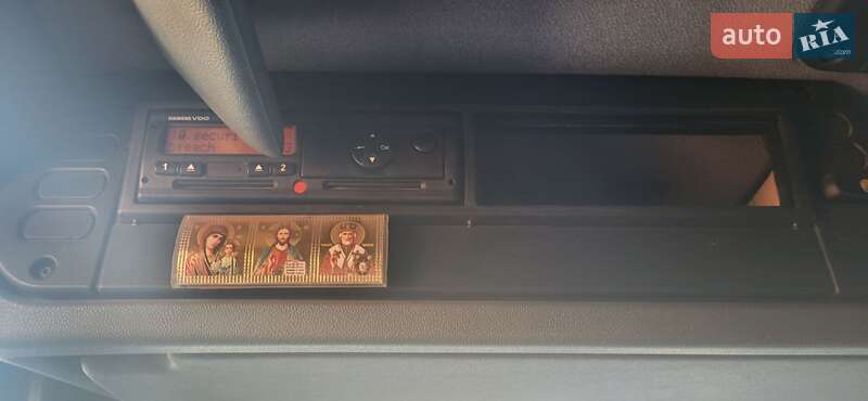 Грузовой фургон DAF FT 2002 в Днепре