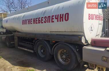 Бензовоз DAF FT 2007 в 