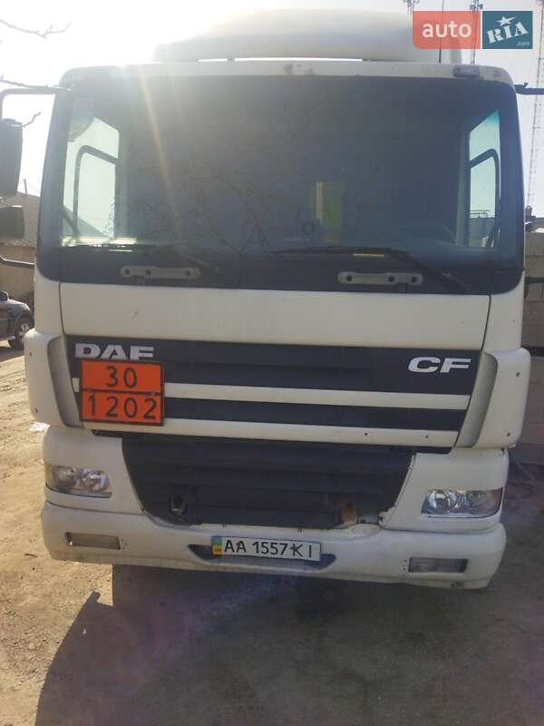 Бензовоз DAF FT 2007 в Києві