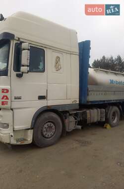 Тягач DAF FT 2004 в 