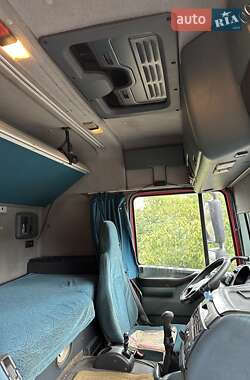 Тягач DAF FT 2004 в 