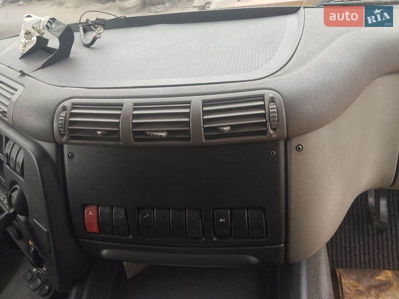 Контейнеровоз DAF FT 2012 в Запоріжжі