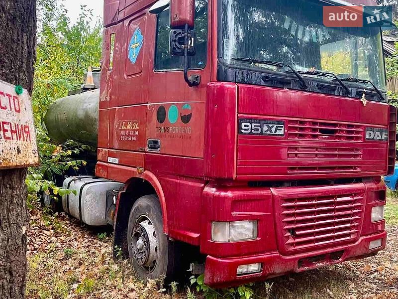 Бензовоз DAF FT 2002 в Черкассах
