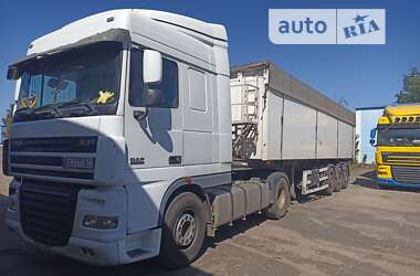 Зерновоз DAF FX 2011 в Кропивницькому