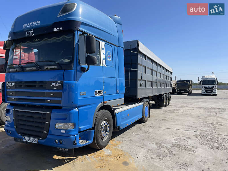 Контейнеровоз DAF FX 2007 в Николаеве