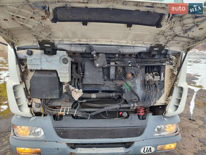 Эвакуатор DAF LF 2004 в Ковеле