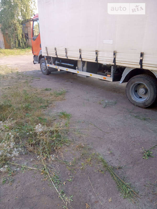 Тентованый DAF LF 2005 в Тростянце