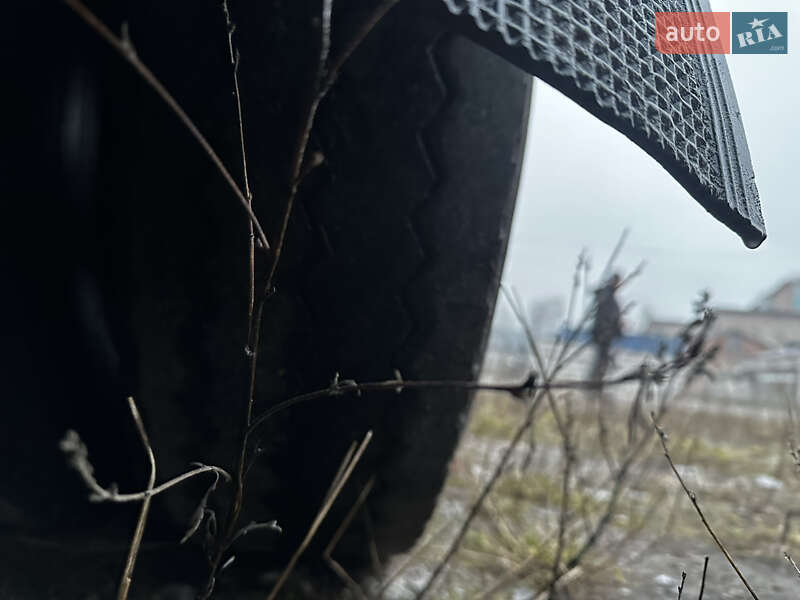 Тентованый DAF LF 2006 в Ромнах