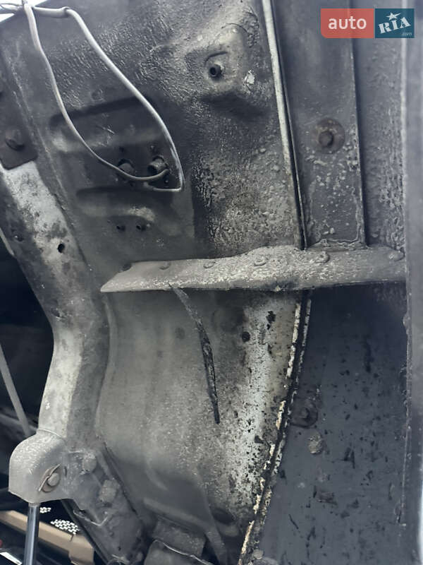 Грузовой фургон DAF LF 2005 в Маневичах