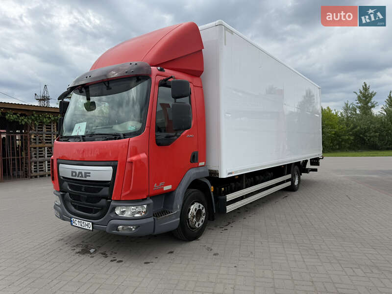 Грузовой фургон DAF LF 2016 в Нововолынске