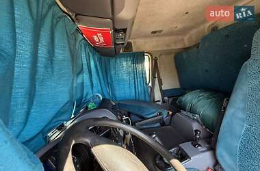 Тентований DAF LF 2001 в 