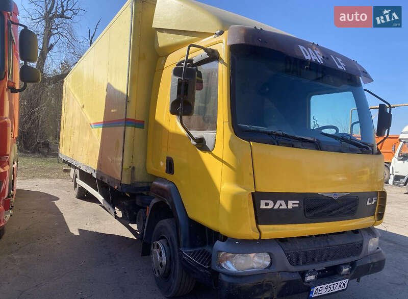 Мультилифт DAF LF 2005 в Кривом Роге