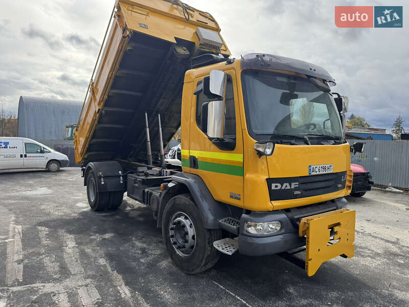 Самосвал DAF LF 2013 в Тернополе