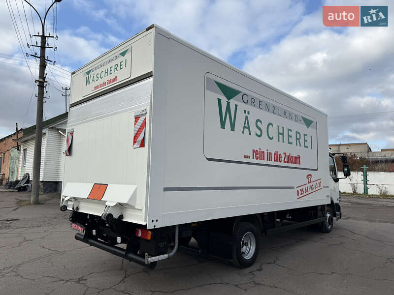 Вантажний фургон DAF LF 2013 в Рівному