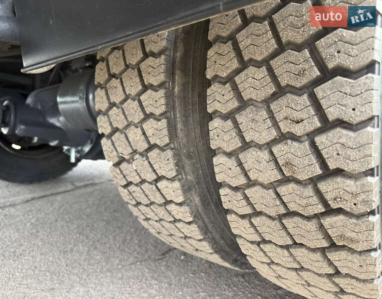 Вантажний фургон DAF LF 2013 в Рівному