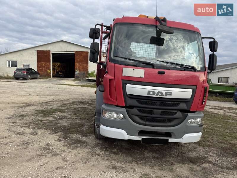 Кран-маніпулятор DAF LF 2015 в Тернополі