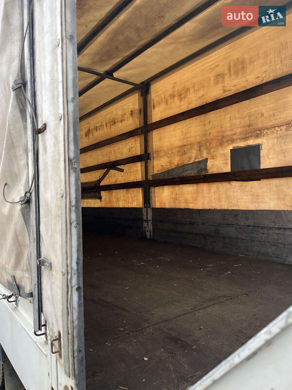 Тентованый DAF LF 2003 в Луцке