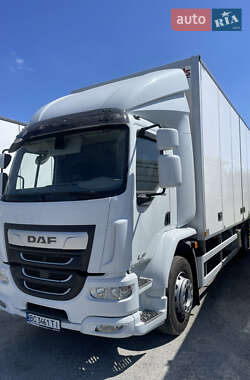 Грузовой фургон DAF LF 2018 в Новояворовске