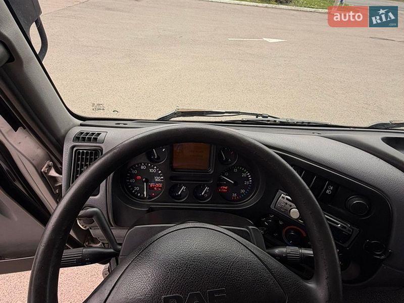 Тентованый DAF LF 2003 в Ровно